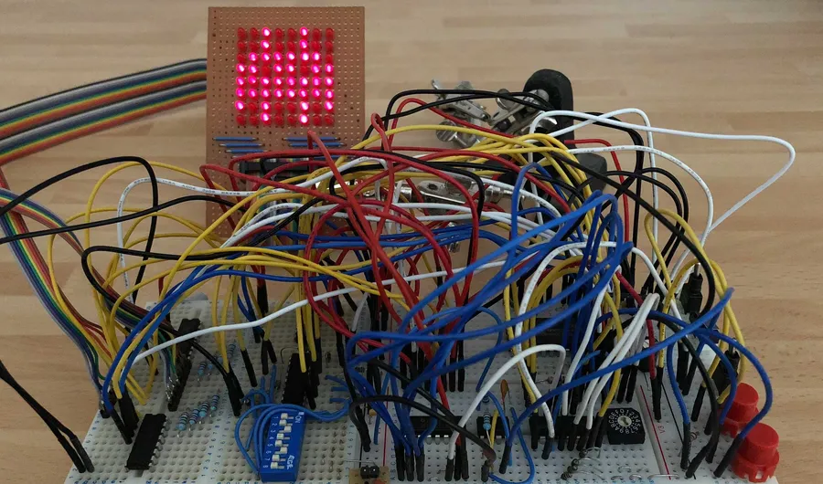 Click to view full size - So many wires..